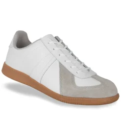 BW Sportschuhe Halle