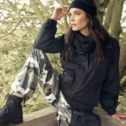 Ladies Summer Windbreaker Frontzip